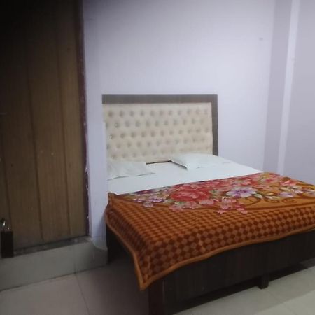 Hotel Maharaja Inn By Wb Inn กานปูร์ ภายนอก รูปภาพ